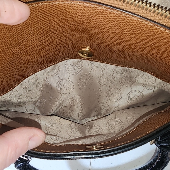 Michael Kors Aubry nwot - Picture 7 of 9